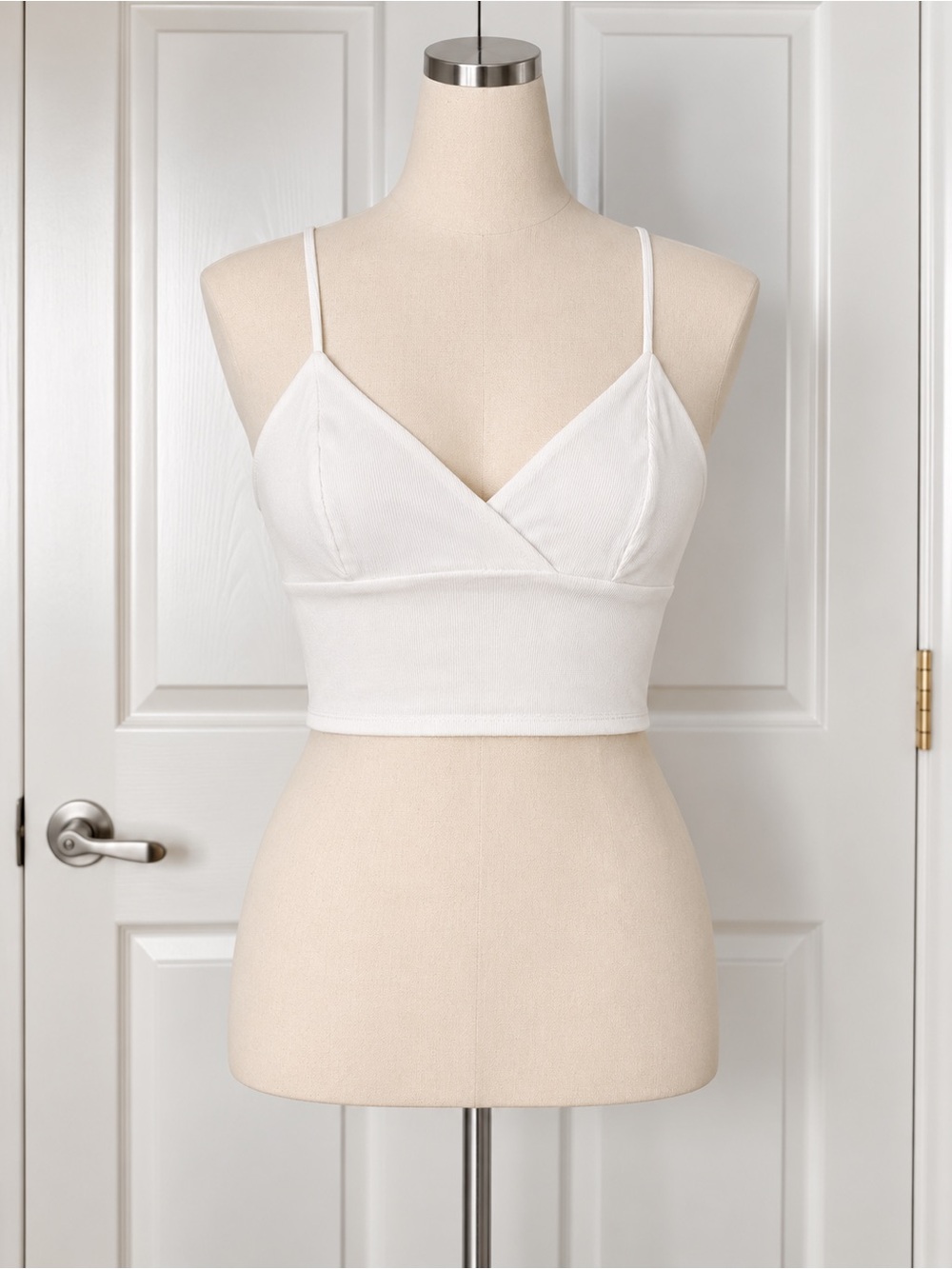 Women's White Ribbed Spaghetti Strap Crop Tank Top L